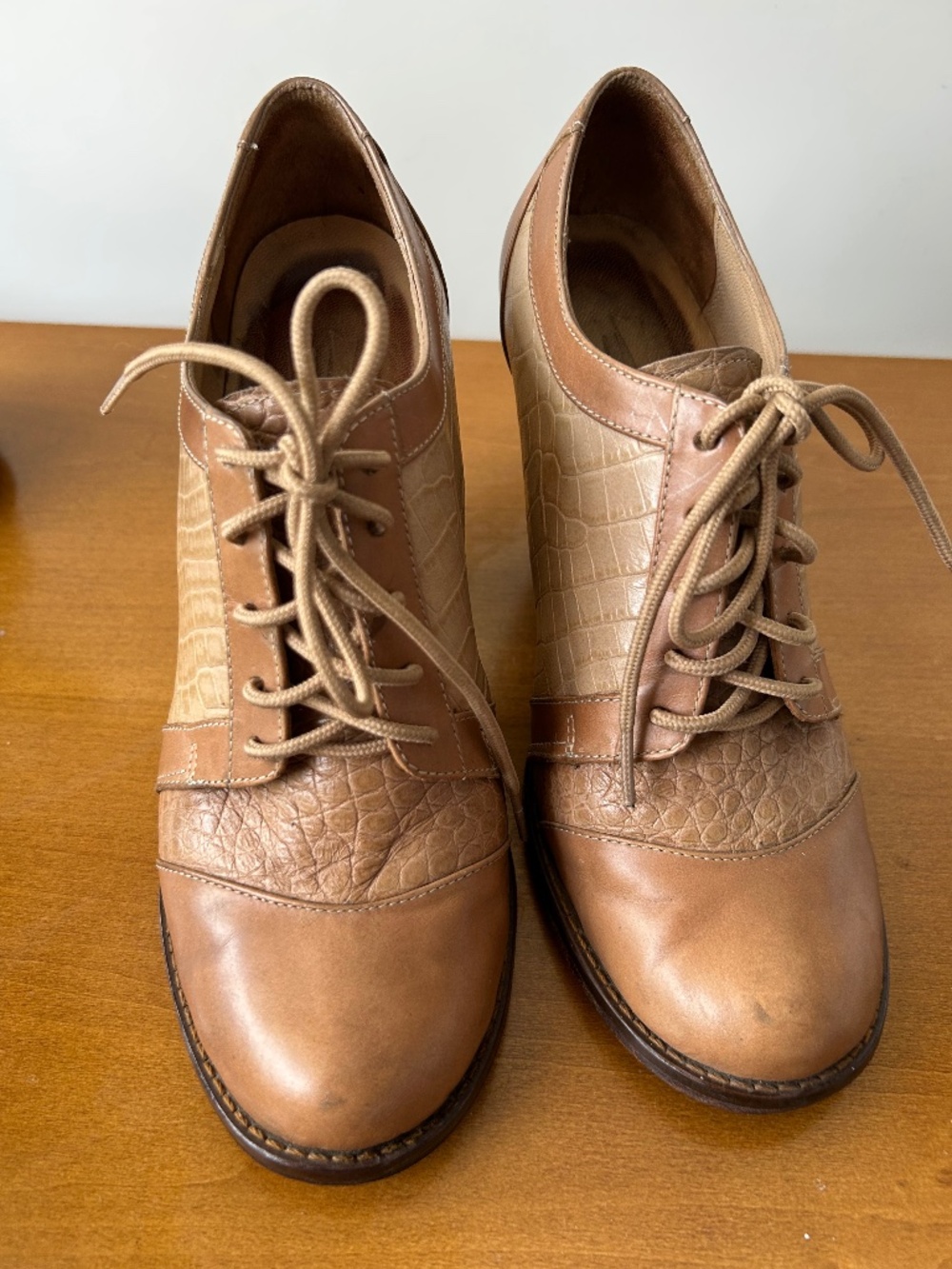 Leather shoes